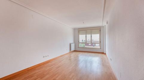 Photo 2 of Flat for sale in C/ Alcalde Bravo García, Tejares - Chamberí - Alcades, Salamanca Capital