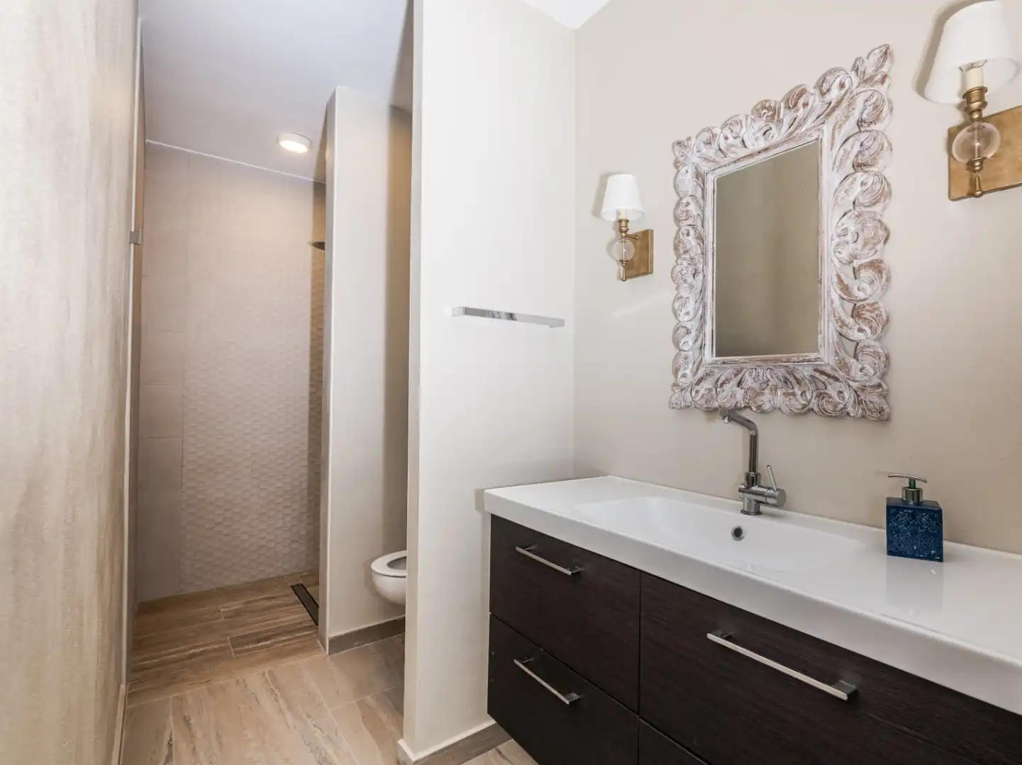 Bathroom of Houses for sale in Dénia  with Air Conditioner, Heating and Private garden