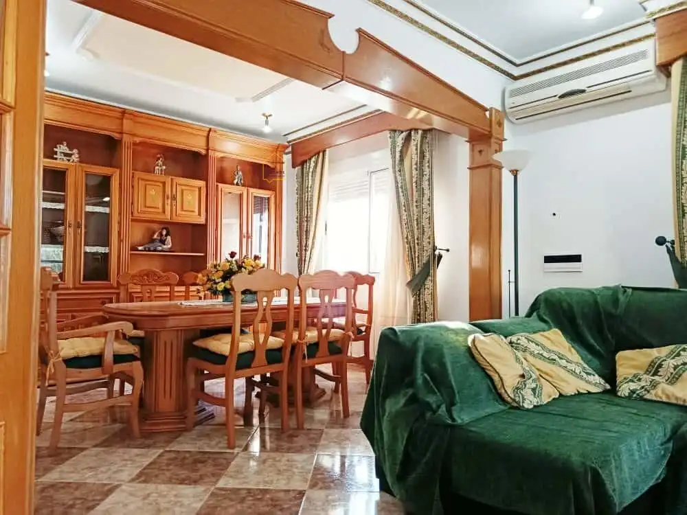 Houses for sale in Escucha