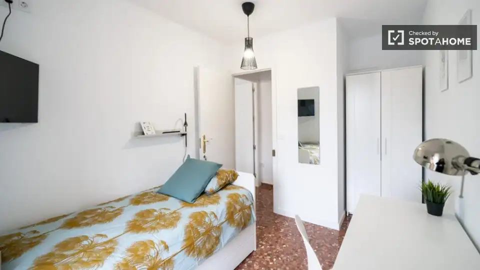 Habitació a Burjassot, Valencia
