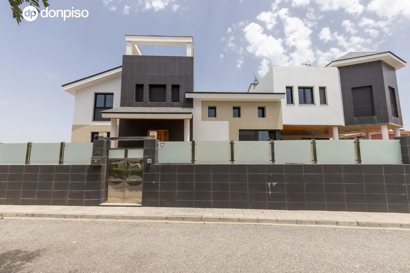 Villa mit Pool zum Verkauf in Urbanizacion EL CARMELO, imagen 5