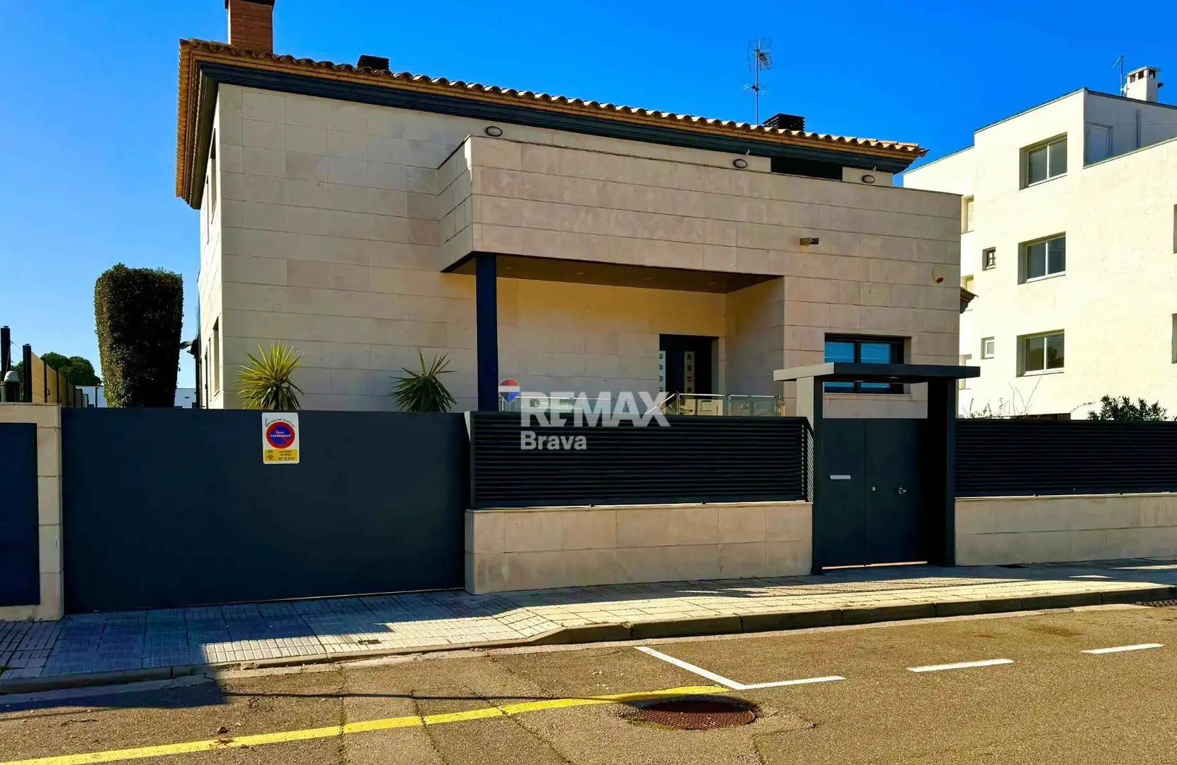 Detached house with pool for sale in Calle Cap de la Gola, imagen 51