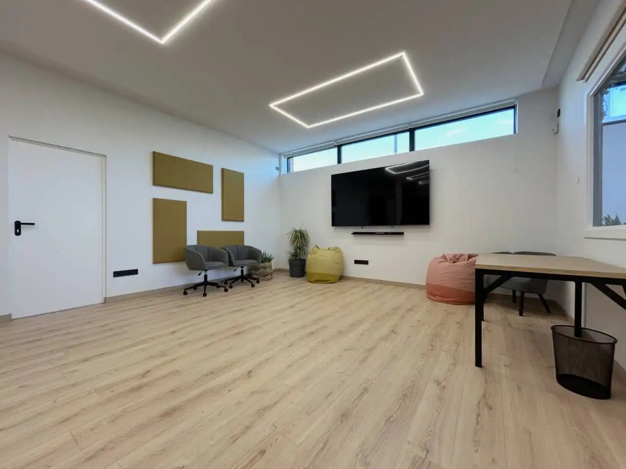 Büro zur Miete in Sant Salvador de Guardiola mit Klimaanlage und Alarm