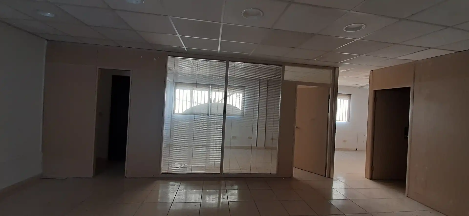 Industrial building to rent in Carrer Ciutat de Sevilla 36A, imagen 18