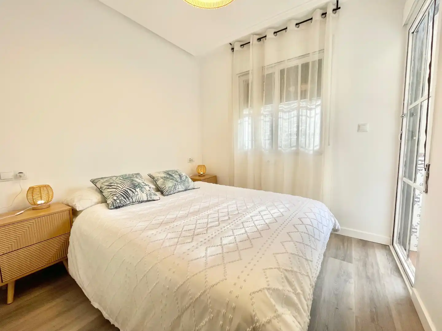 Bedroom of Ground floor for rent in Torrevieja  with Air Conditioner, Heating and Private garden