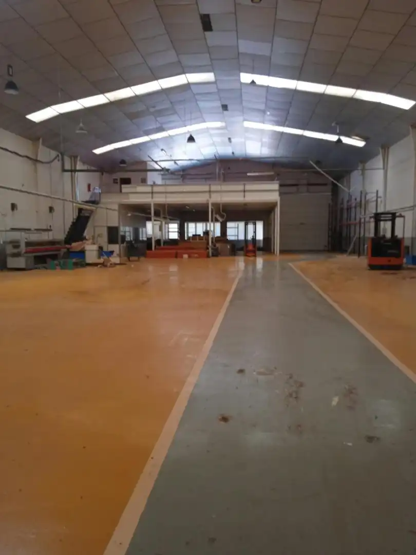Industriegebäude zur Miete in Rafelbuñol / Rafelbunyol