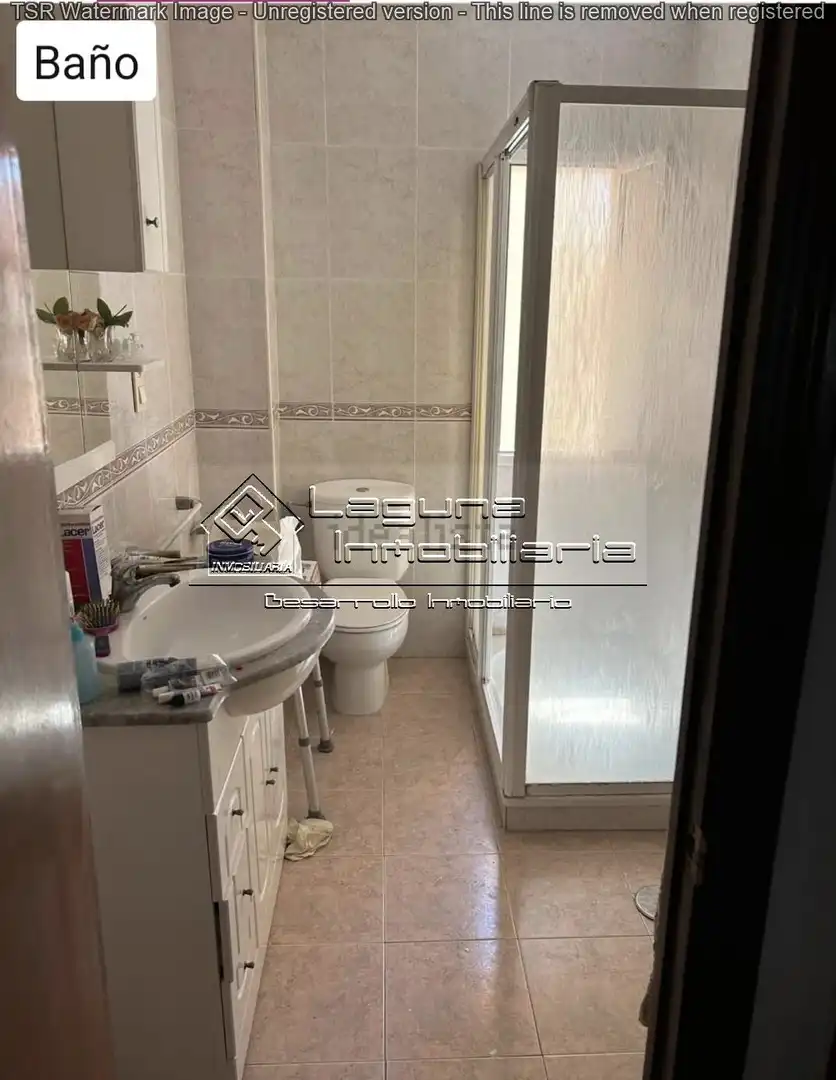 Baño de Piso en venta en Cádiz con Aire acondicionado