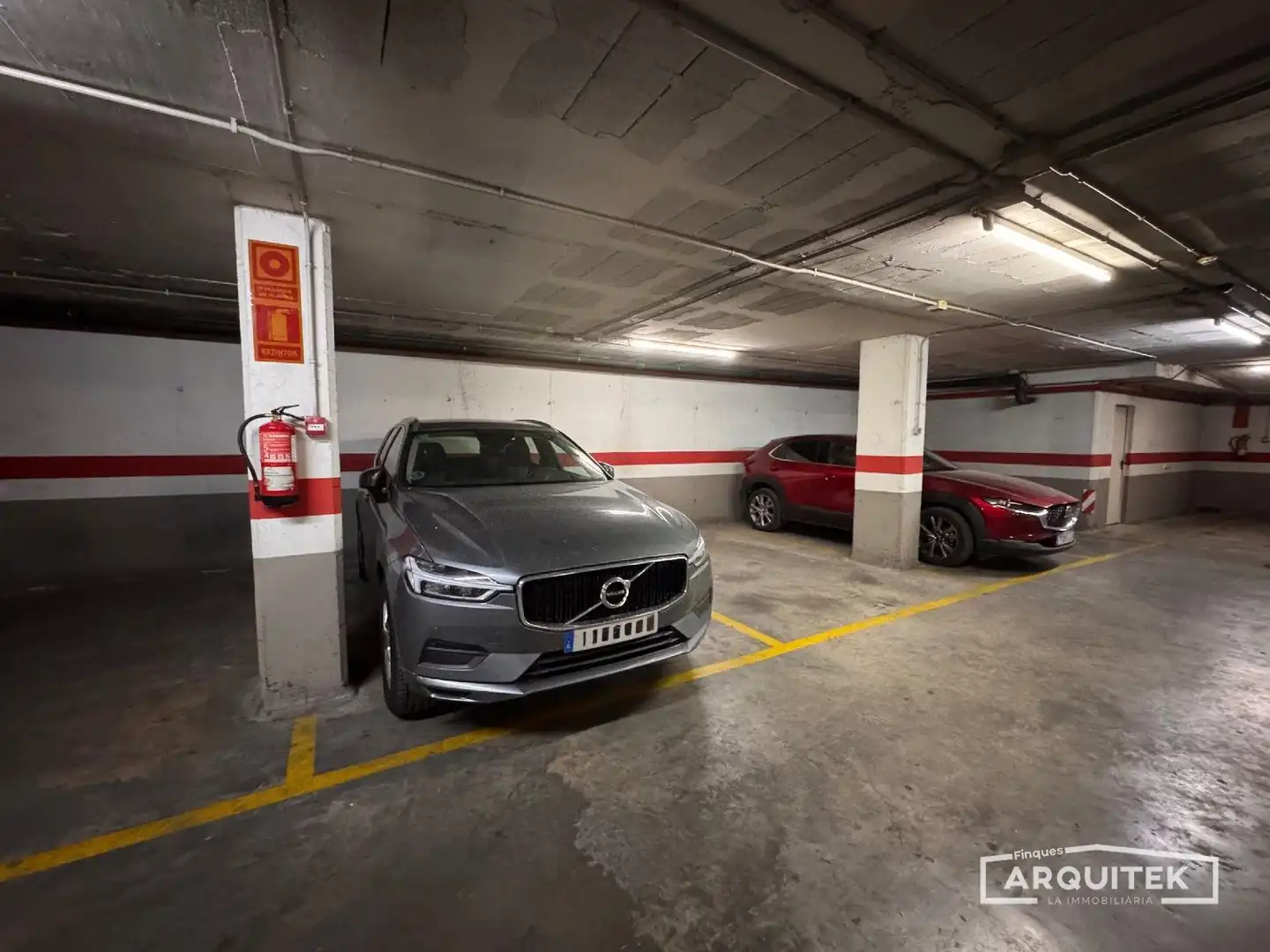 Parking de Apartamento en venta en Lleida con Aire acondicionado, Calefacción y Terraza