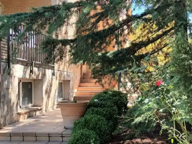Vista exterior de Casa o xalet en venda en Colmenarejo amb Balcó