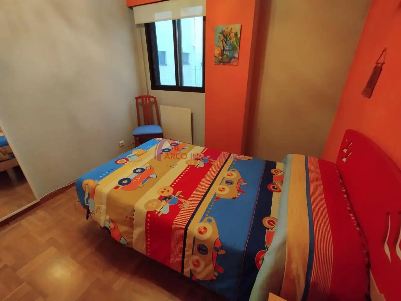 Dormitori de Apartament en venda en Burgos amb Calefacció, Parquet i Traster