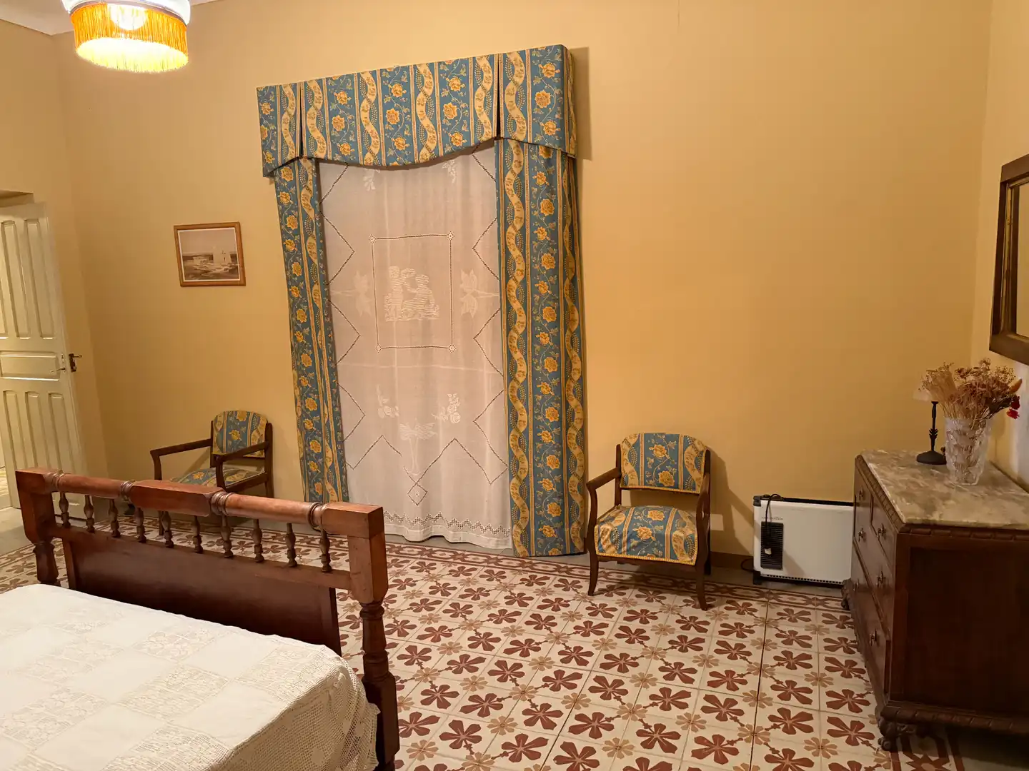 Dormitori de Casa o xalet en venda en Calatorao amb Calefacció, Jardí privat i Terrassa