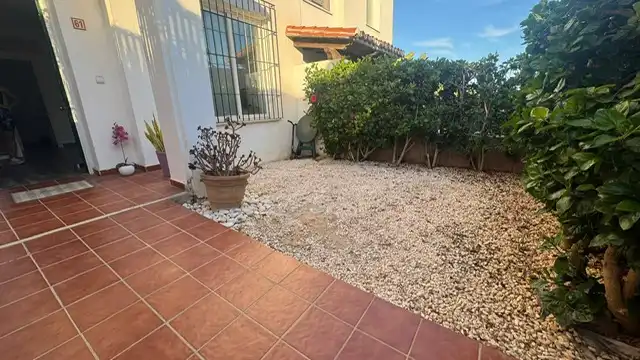 Adosado con piscina en venta en Calle Carreras 1, imagen 3