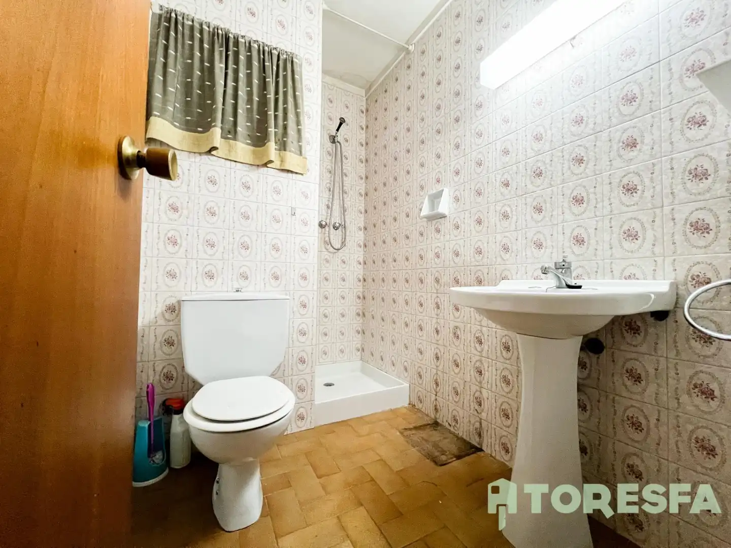 Baño de Piso en venta en Granollers con Aire acondicionado, Calefacción y Balcón