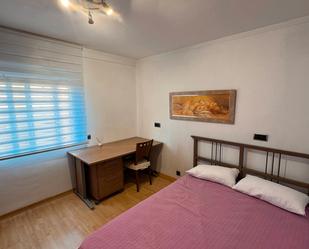 Flat to share in Calle Emilio Prados, Girón - Las Delicias