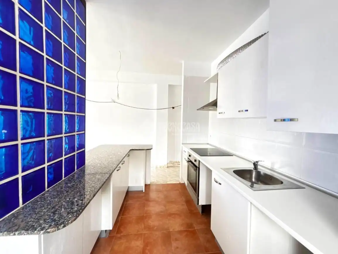 Kitchen of Flat for sale in Camargo