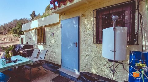 FINCA RUSTICA CON CASAS Y ALMACENES EN VENTA EN ALFARA DE CARLES TARRAGONA