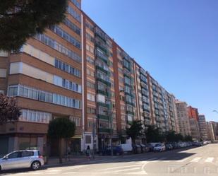 Exterior view of Flat for sale in Burgos Capital  with Heating and Terrace