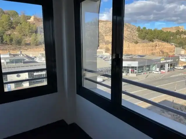 Oficina de alquiler en Lleida con Aire acondicionado