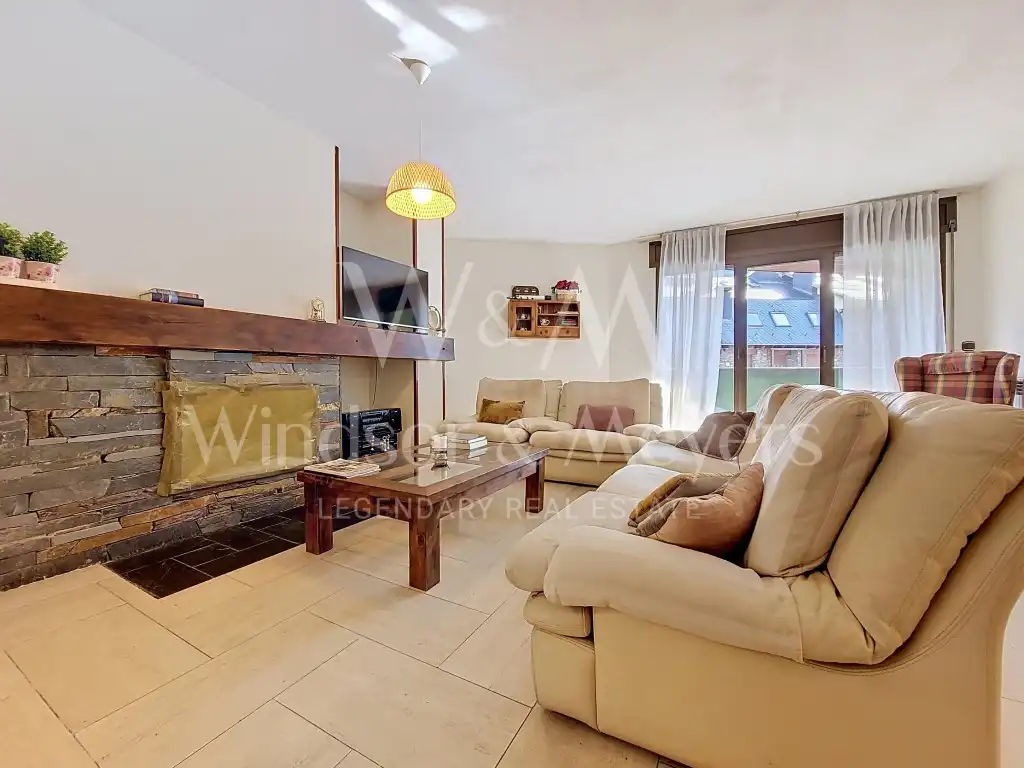 Wohnzimmer von Maisonette zum Verkauf in La Massana mit Heizung, Ofen und Mikrowelle