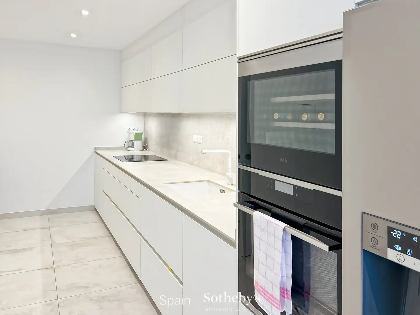Cuina de Apartament en venda en Sitges amb Aire condicionat, Calefacció i Terrassa