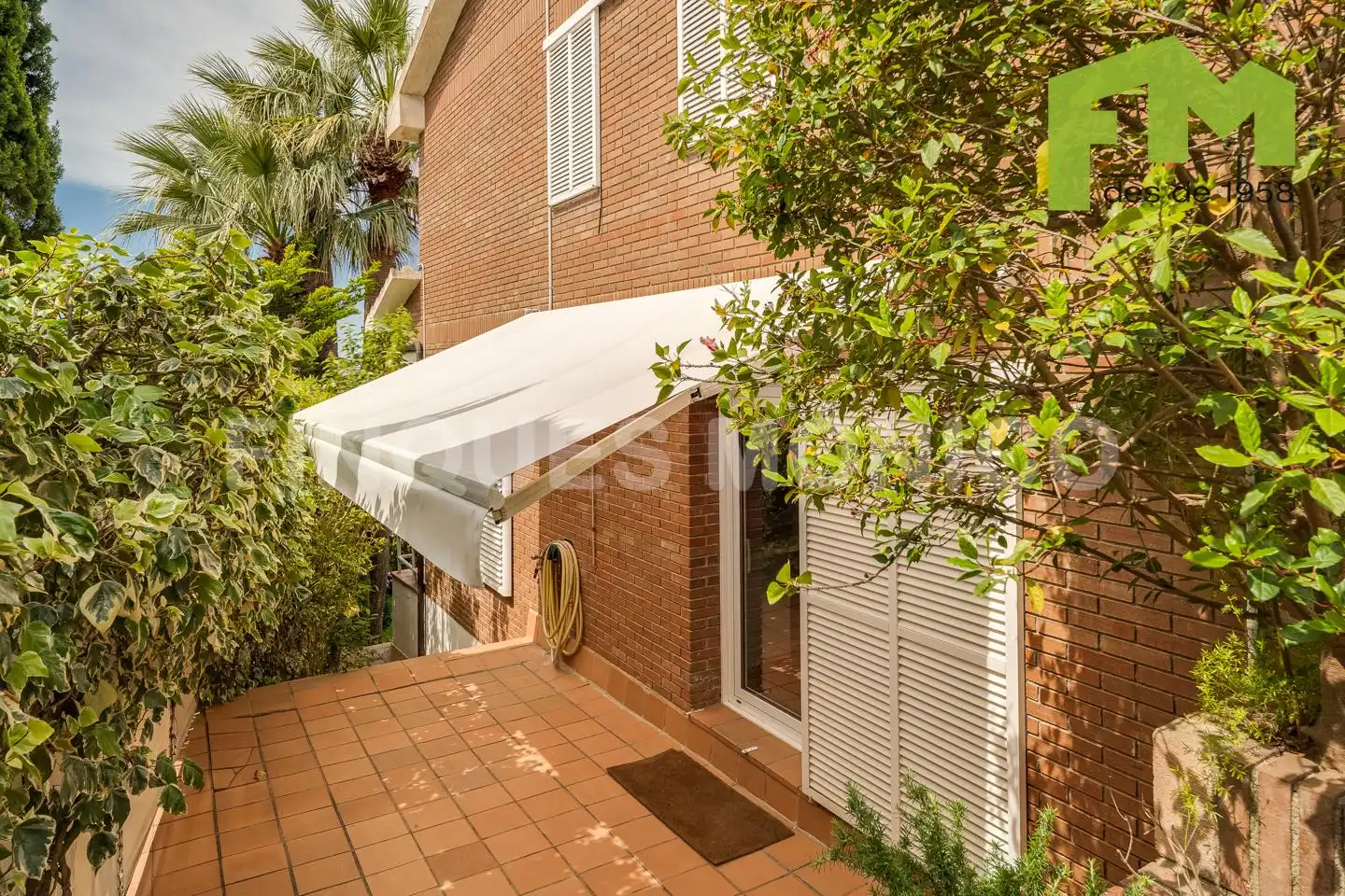 Vista exterior de Casa o chalet en venta en Teià con Calefacción, Jardín privado y Terraza