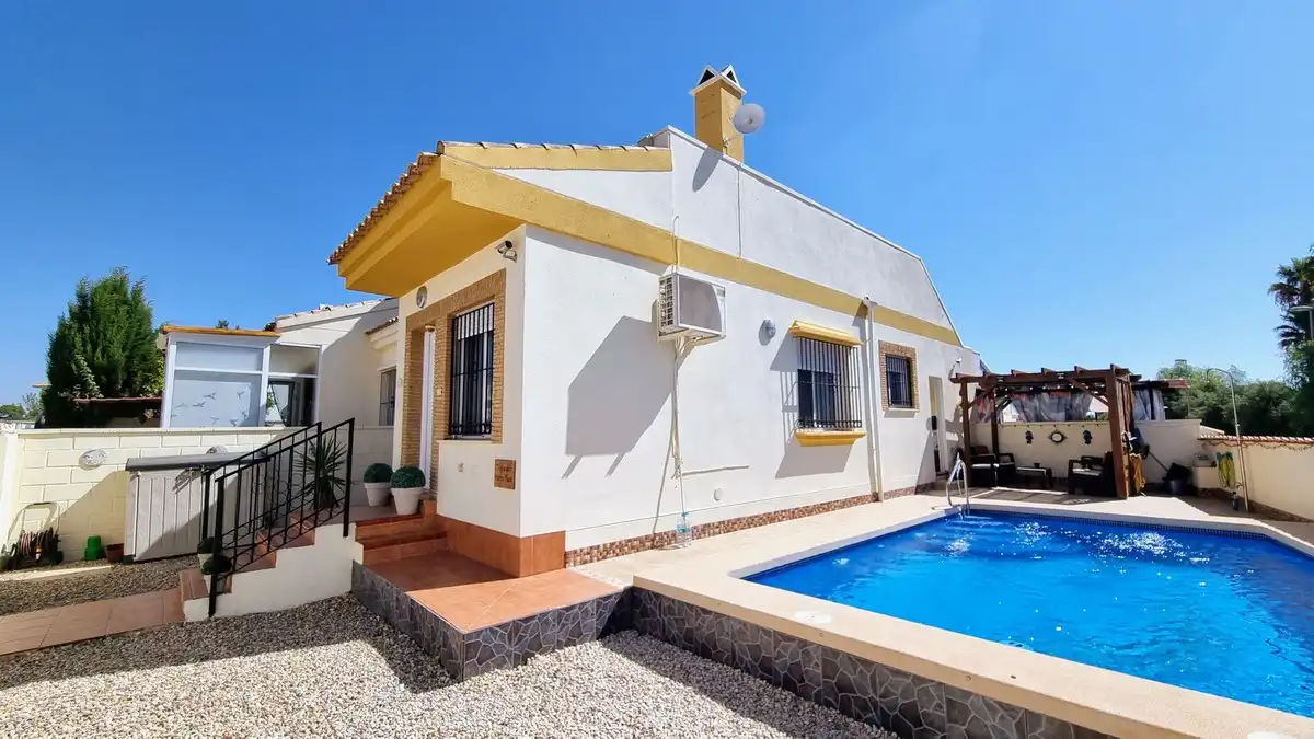 Casa amb jardí en venda a Centro, imagen 2