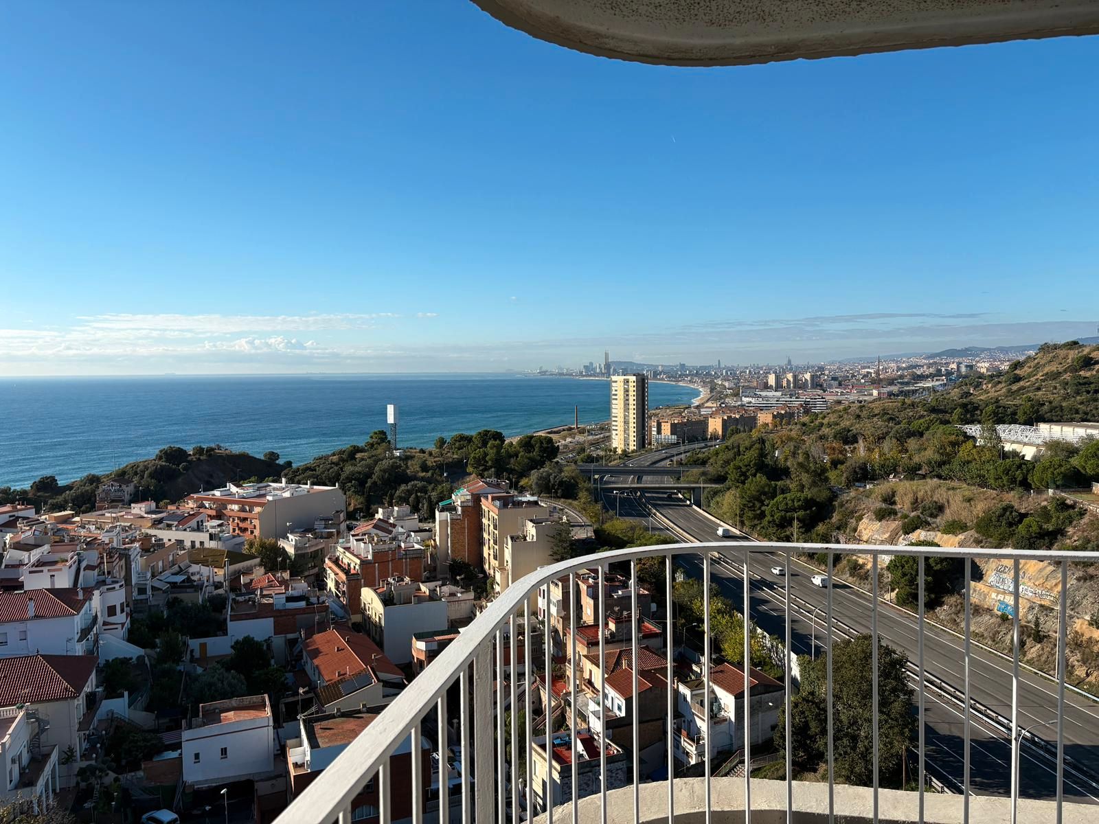 Vista exterior de Pis de lloguer en Montgat amb Aire condicionat, Calefacció i Forn