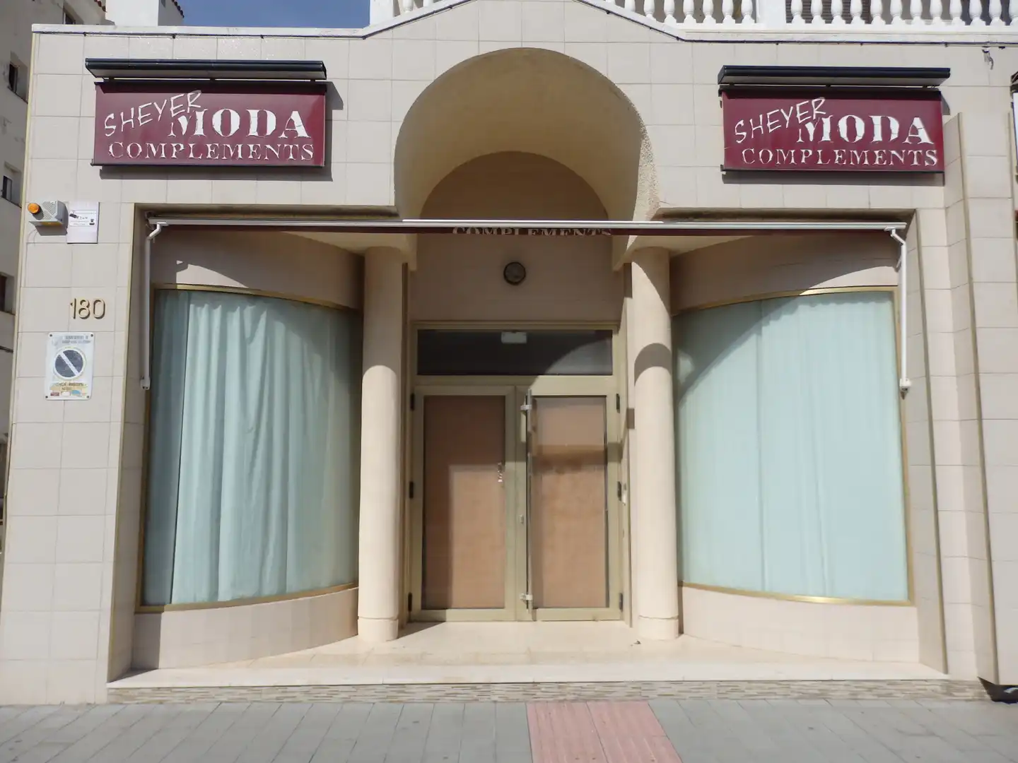 Local commercial à vendre à Avinguda de Barcelona 180