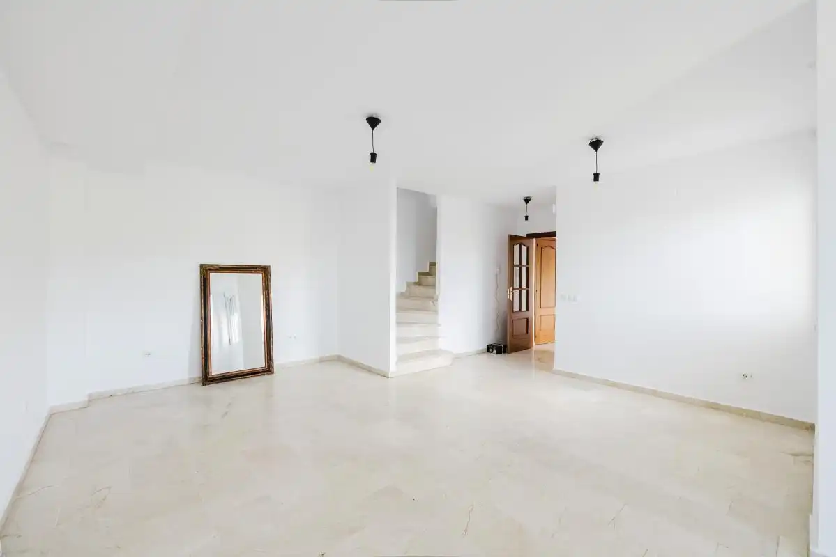 Casa adosada en venta en Benalmádena con Calefacción, Jardín privado y Terraza