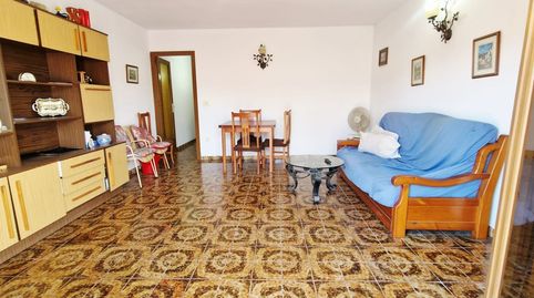 EN EL CORAZÓN DE CUNIT, cercano al mar, servicios y estación de tren.