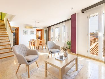 Penthouse with balcony for sale in SALIDA PORTAL VALENCIA