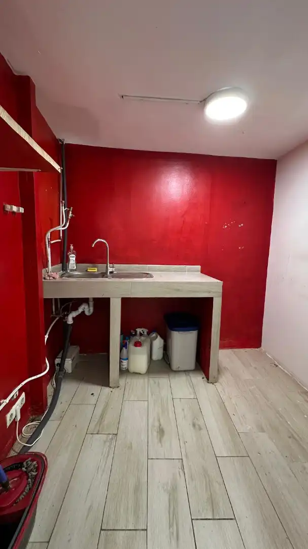 Cocina de Local de alquiler en Burgos con Aire acondicionado y Alarma