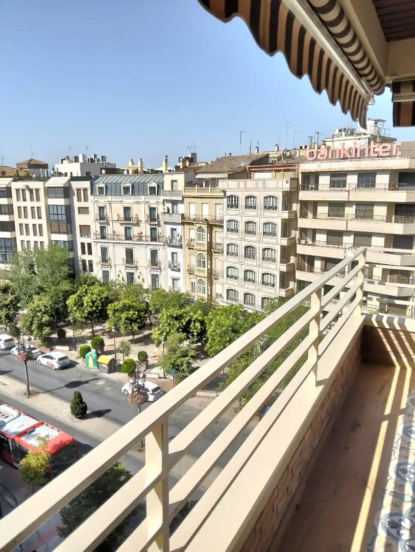 Oficina amb terrassa de lloguer a Centro, imagen 3