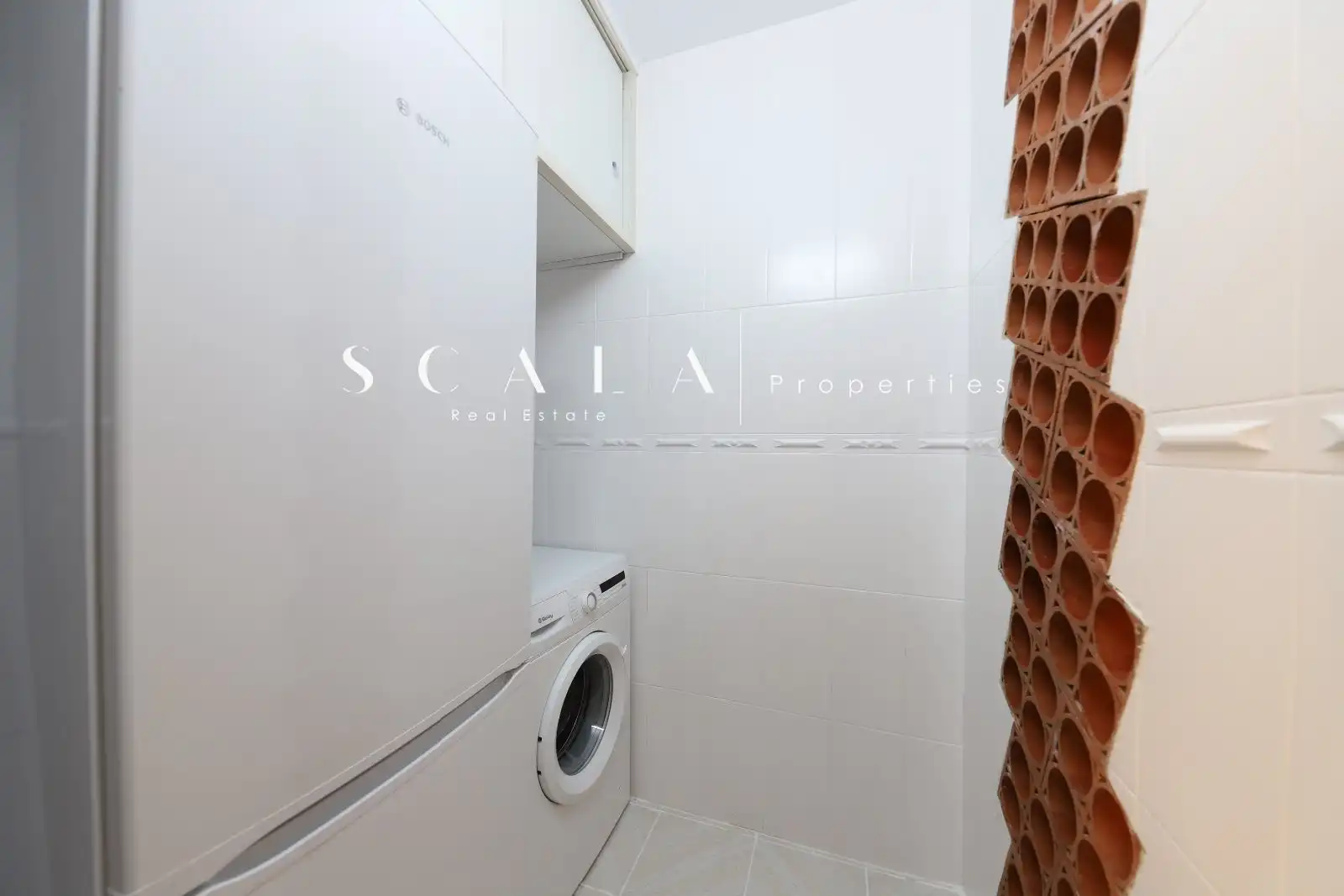 Kitchen of Flat for rent in Madrid  with Air Conditioner, Heating and Terrace