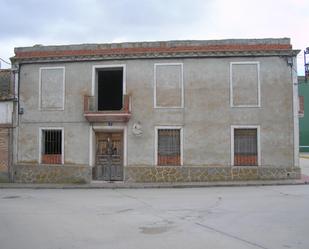 Vista exterior de Casa o xalet en venda en Adanero