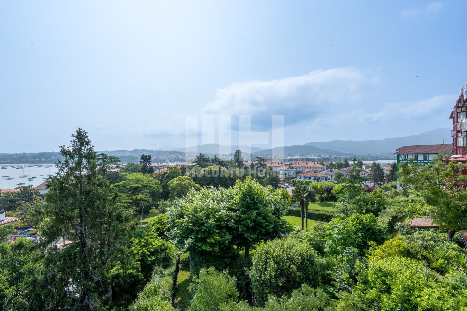Exterior view of Flat for sale in Hondarribia  with Heating, Terrace and Furnished