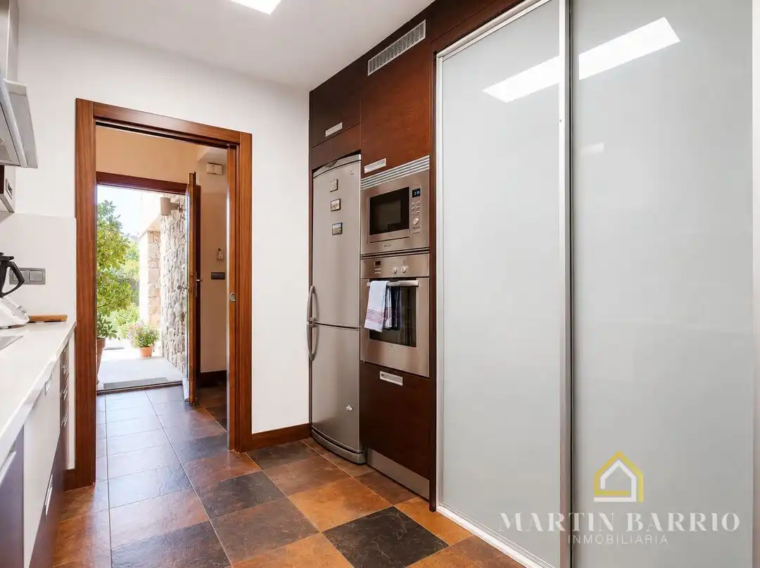 Cocina de Casa o chalet en venta en Muskiz con Aire acondicionado, Calefacción y Jardín privado