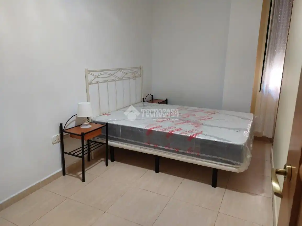 Bedroom of Flat for sale in Madrid