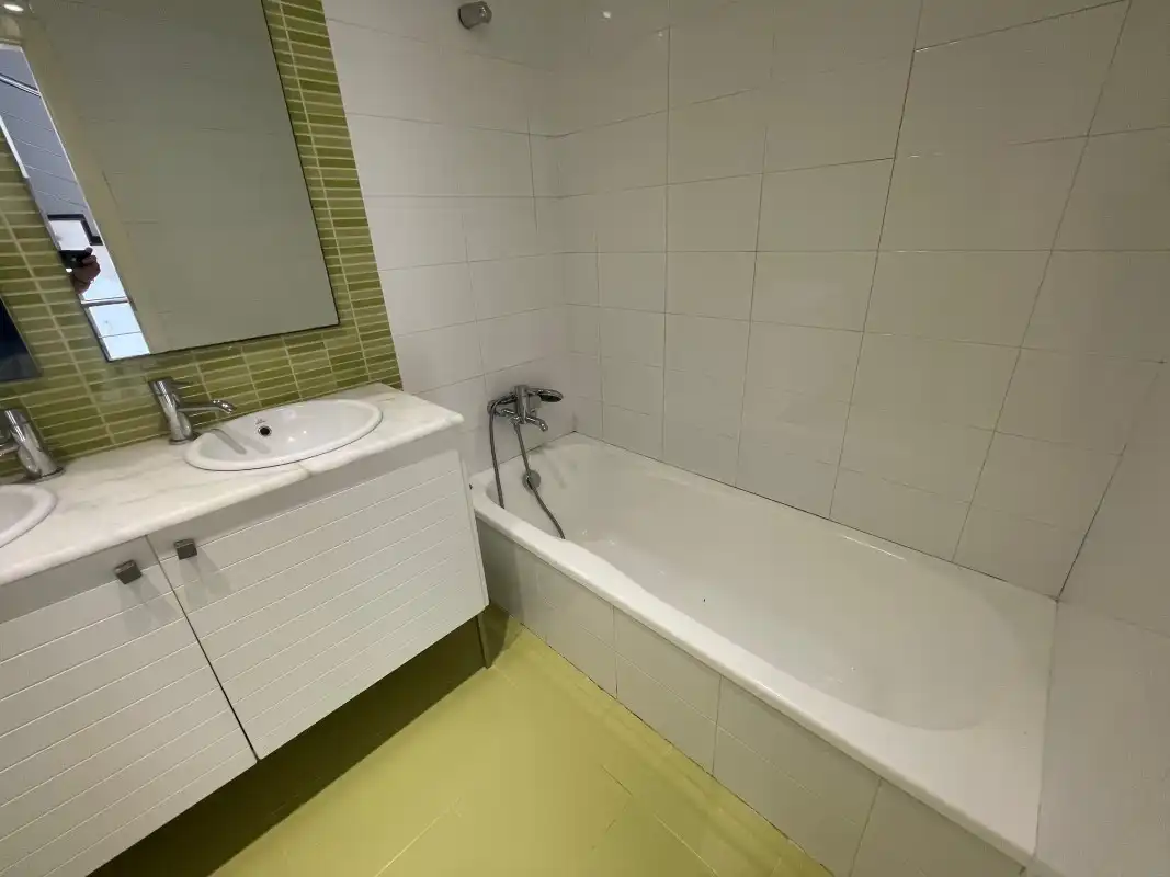 Adosado con piscina en venta en Carrer Elionor Ripoll, imagen 43