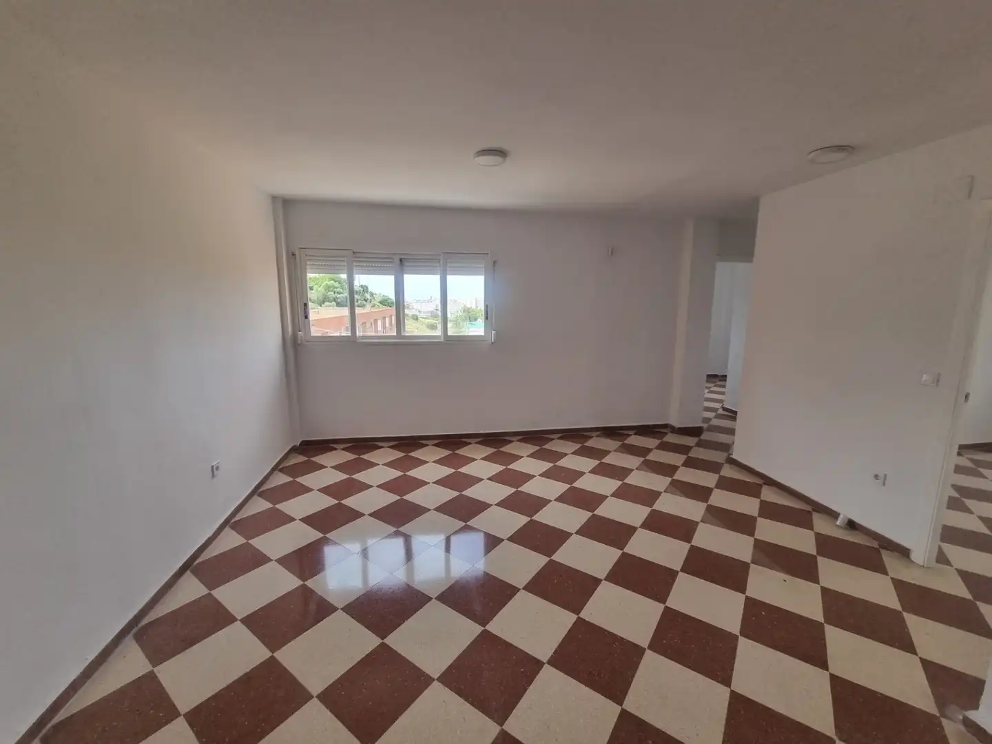 Piso en venta en Huelva con Terraza