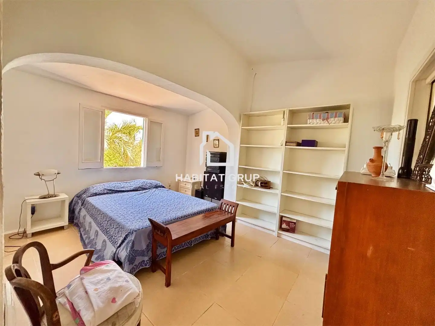 Schlafzimmer von Haus oder Chalet zum Verkauf in Sant Lluís mit Klimaanlage, Heizung und Privatgarten