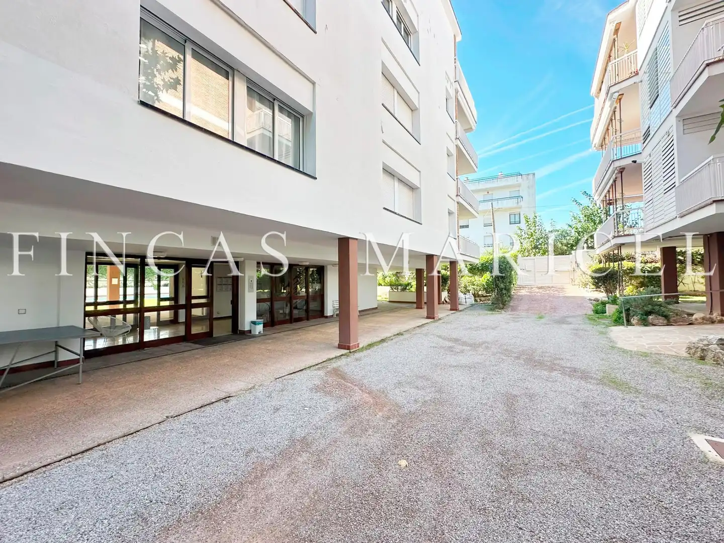 Vista exterior de Piso en venta en Can Girona - Terramar - Vinyet