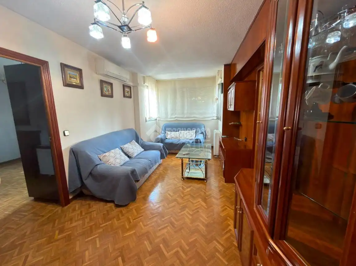 Sala de estar de Piso en venta en Latina