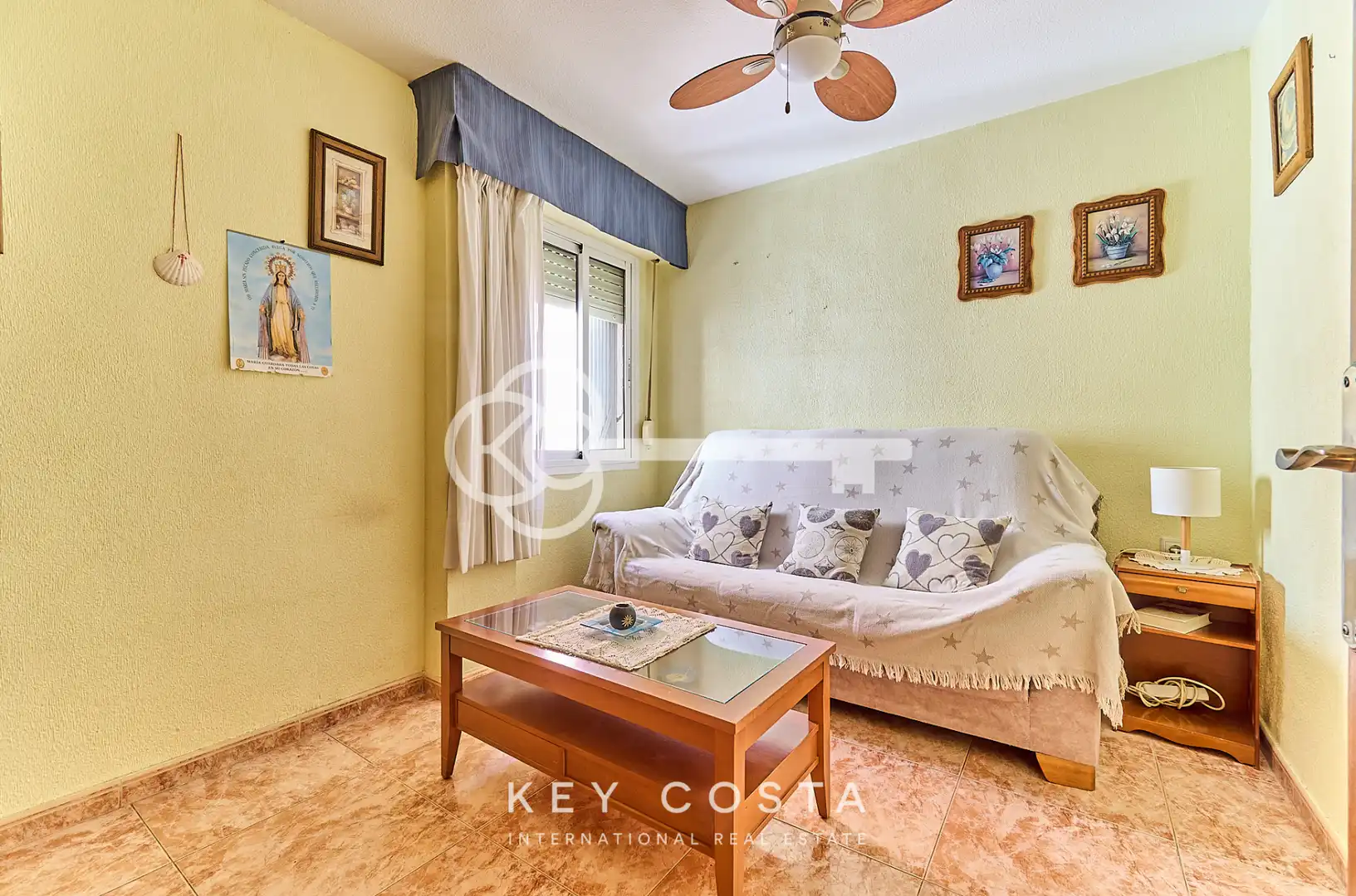 Wohnzimmer von Wohnung zum Verkauf in Alicante / Alacant mit Möbliert