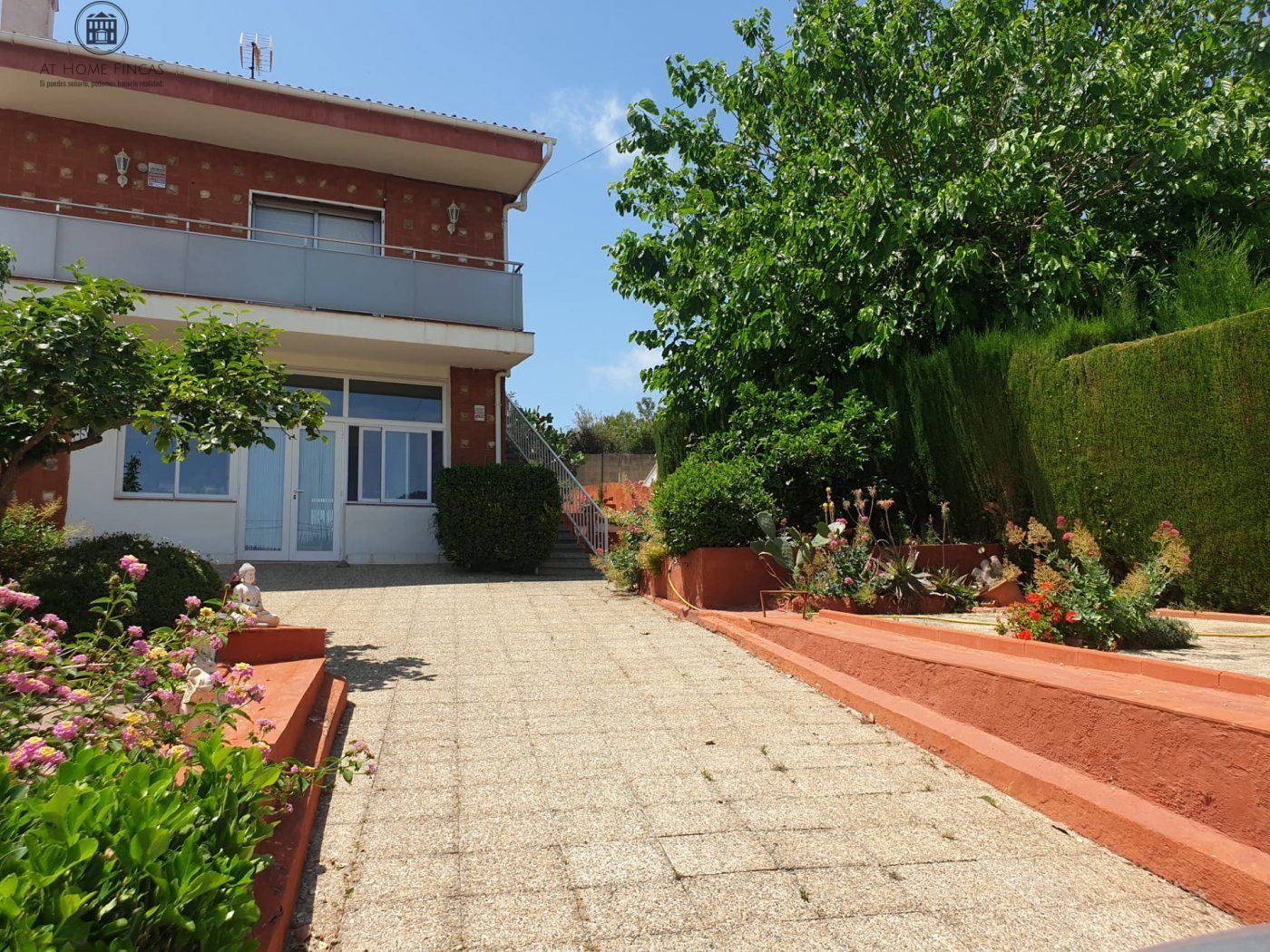 Exterior view of House or chalet to rent in El Vendrell  with Heating, Private garden and Terrace
