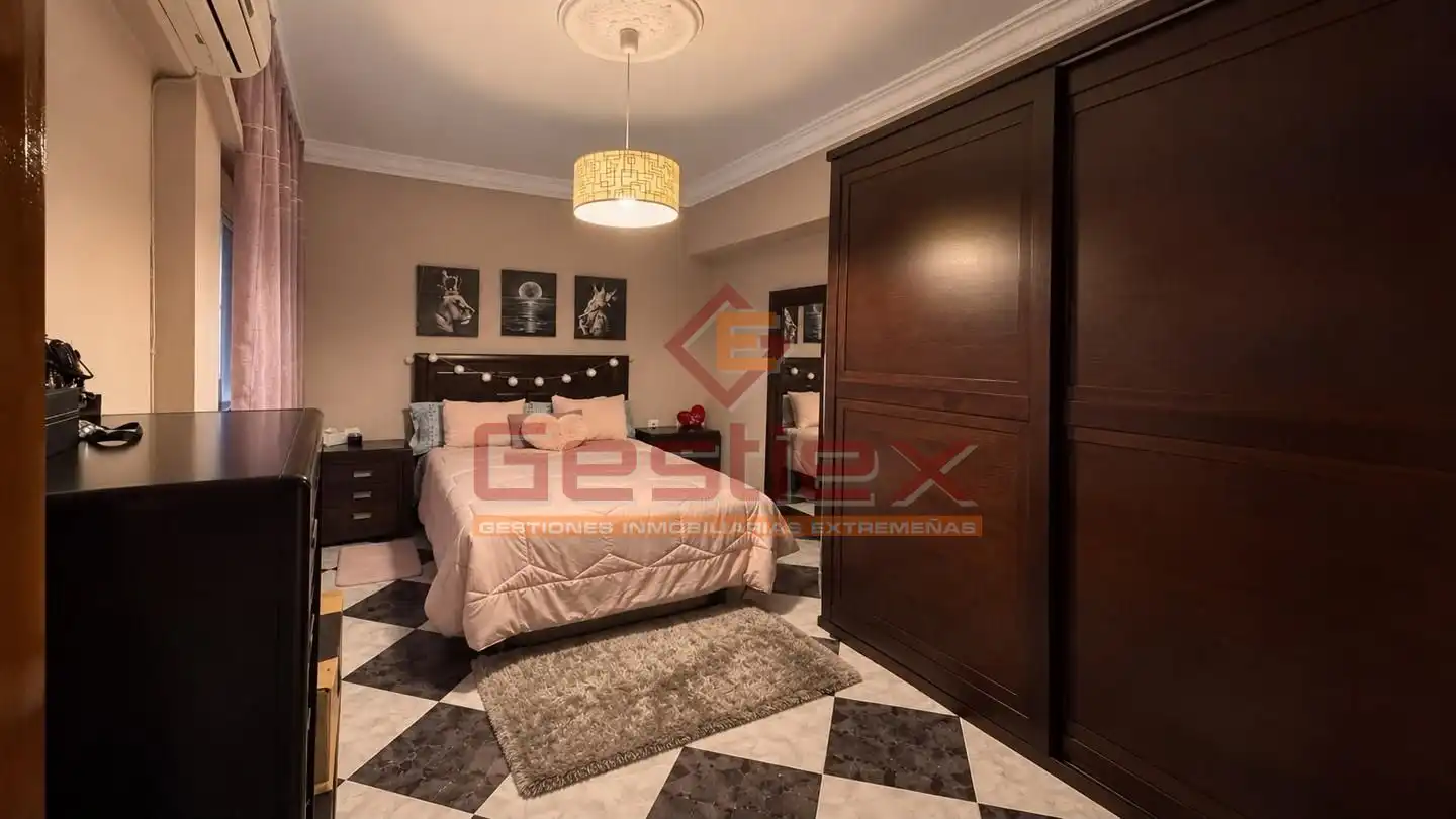 Duplex con ascensore in vendita a Almendralejo, imagen 2