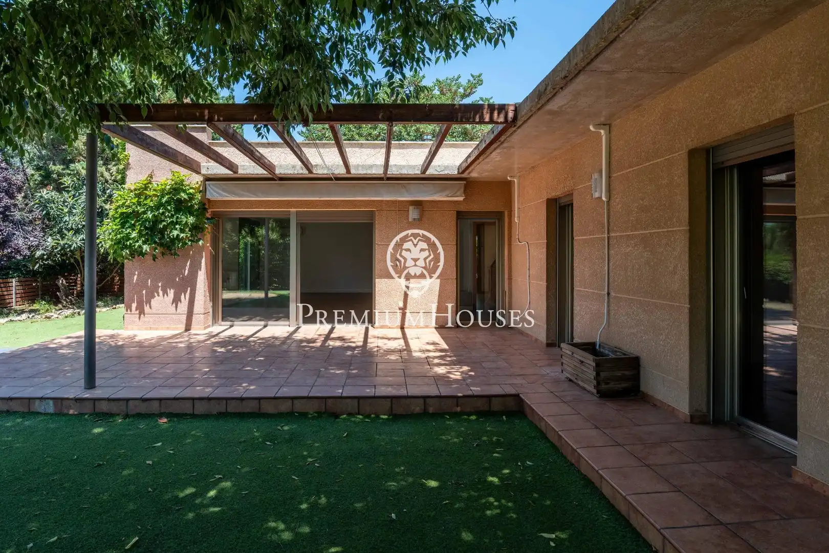 Terraza de Casa o chalet en venta en El Catllar  con Aire acondicionado, Calefacción y Jardín privado