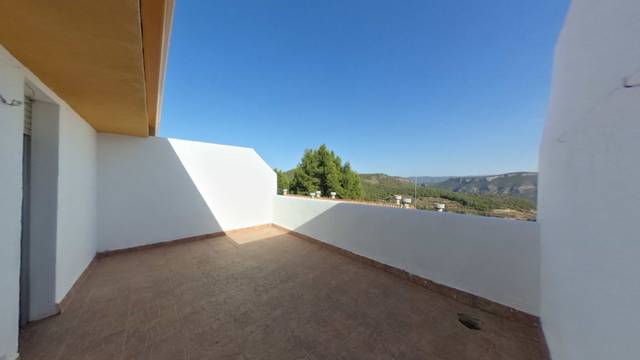 Dúplex en Venta en Yeste