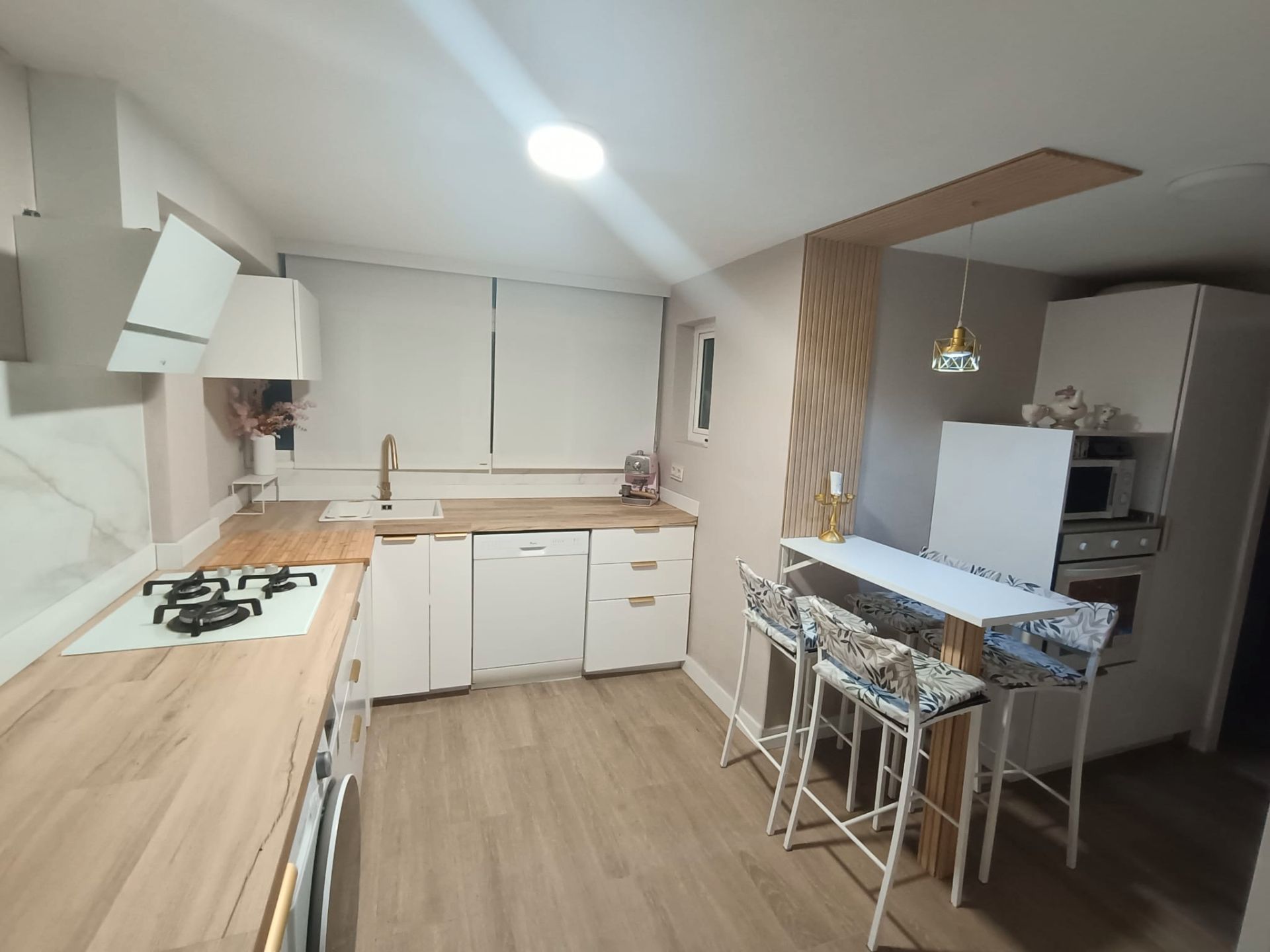 Kitchen of Flat for sale in  Córdoba Capital  with Air Conditioner, Parquet flooring and Terrace