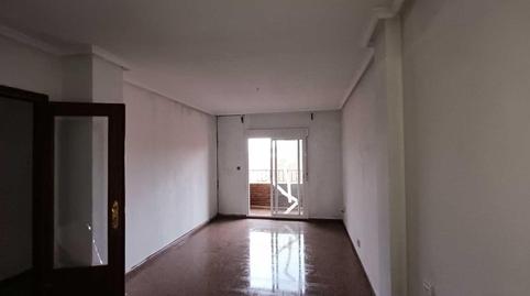 Foto 4 de Pis en venda a Petrer, Alicante